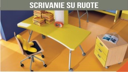 scrivania su ruote