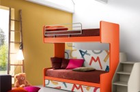 Letto a castello colorato per bambini