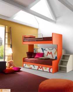 Letto a castello colorato per bambini