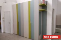 Armadio battente colorato in sconto