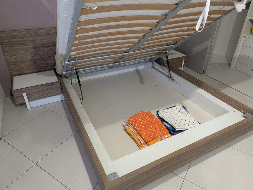 letto in legno contenitore matrimoniale